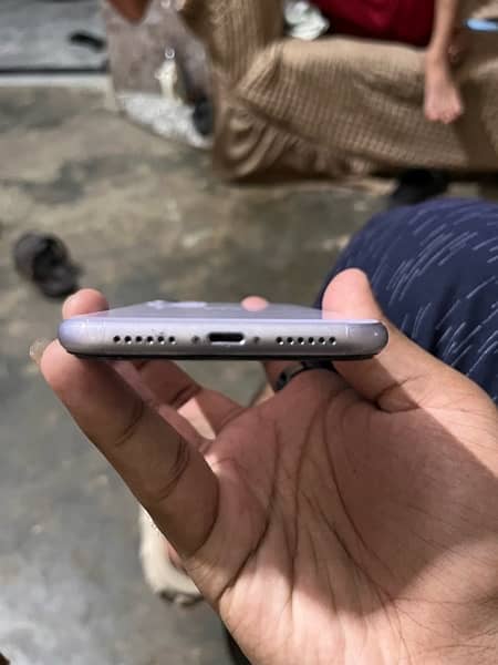 iPhone 11 128 Gb factory unlock 2