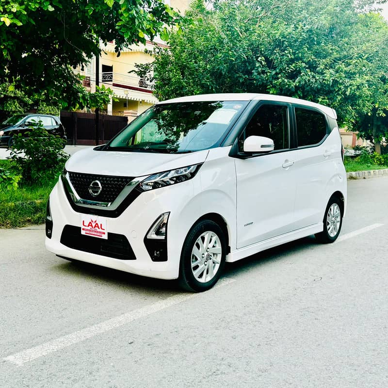 Nissan Dayz Highway Star 2020 4