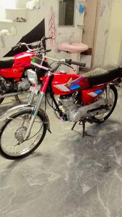 Honda 2006 model All OK bike ha Risotr hui ha