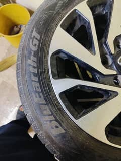 HONDA Civic Original Rim & Tyres