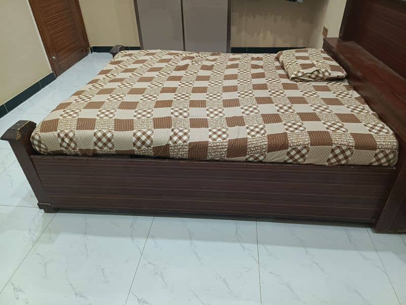 single bed 0