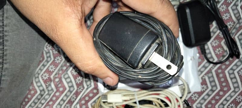 charger please read full message olx 4