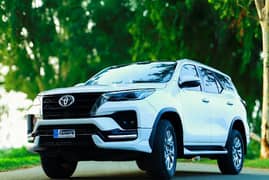 Toyota Fortuner V 2022