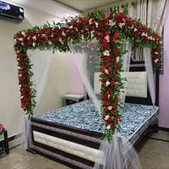 Decore rooms,cars and halls from fresh flowers and artificial flowers