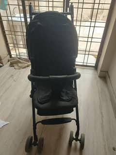 pram / walker good condition for kids (03216612717)