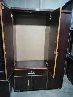 3 door Almari wardrobe cupboard