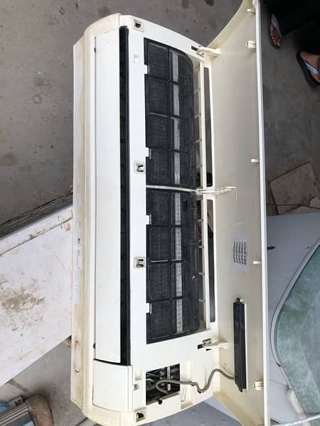 Haier 1 ton split ac 3