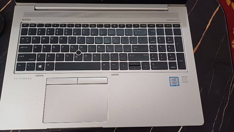 HP elitebook 850 g6 in excellent condition 2