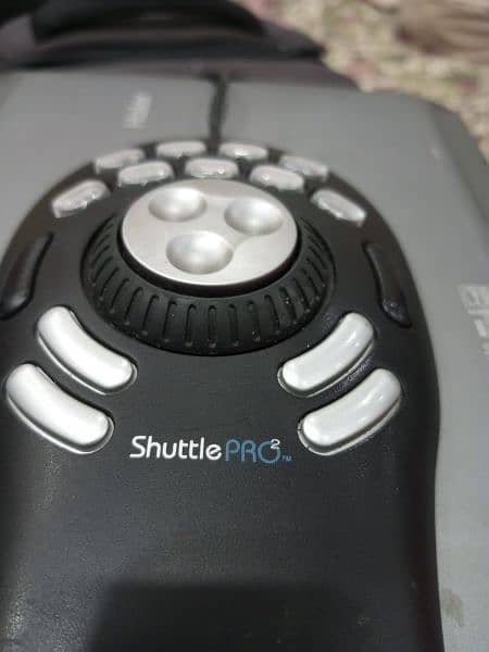 Contour Shuttle Pro V2 Multimedia Wired Controller 7