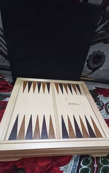 Chess 5 in 1 game with wooden box 1