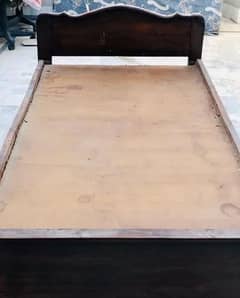 Single bed wooden