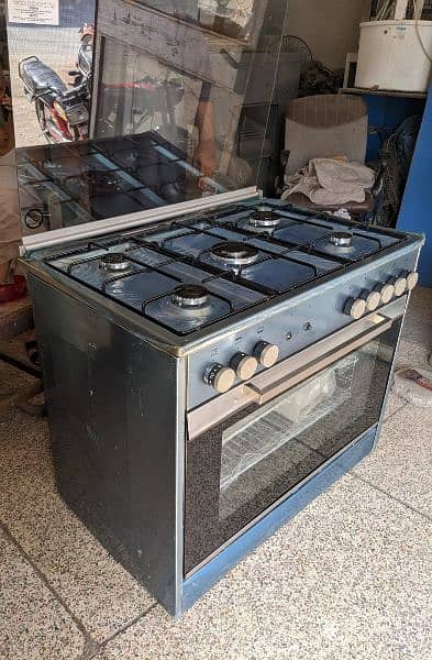 Italian 5 Burner cooking Range 2