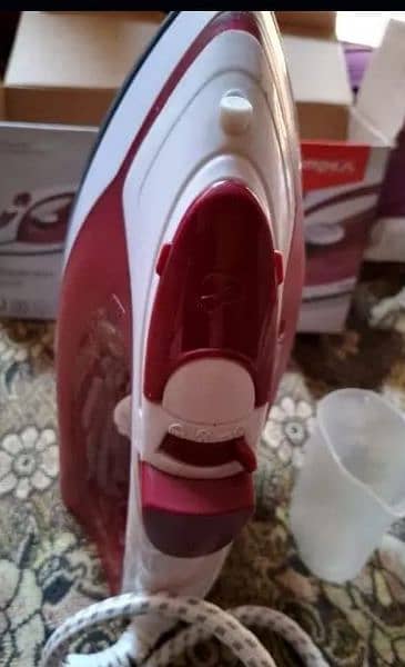 Steam iron for sale 0