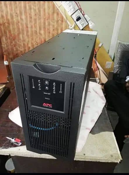 APC SMART UPS 5KVA AVAILABLE AT LOW PRICE 1