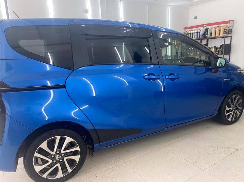 Toyota Sienta 2019 8