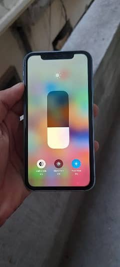 iphone xr non pta 64gb condition 10by 9.5 back krack 03098463747