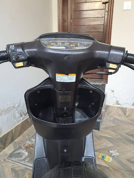 HONDA DIO JAPANESE SCOOTY FOR SALE 5