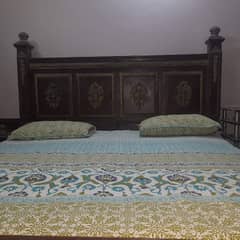 whole bed room set with accessories