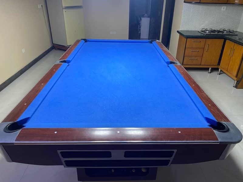 IMPORTED POOL TABLE with COMPLETE SETUP 1