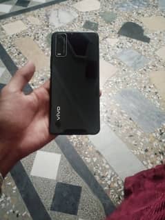 vivo y20 for sale 4/64 all ok only mobile