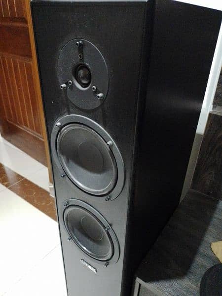 Yamaha tower speakers 7