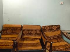 10/8 condition/5 sofa chairs