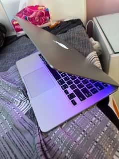 MacBook