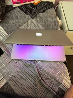 MacBook