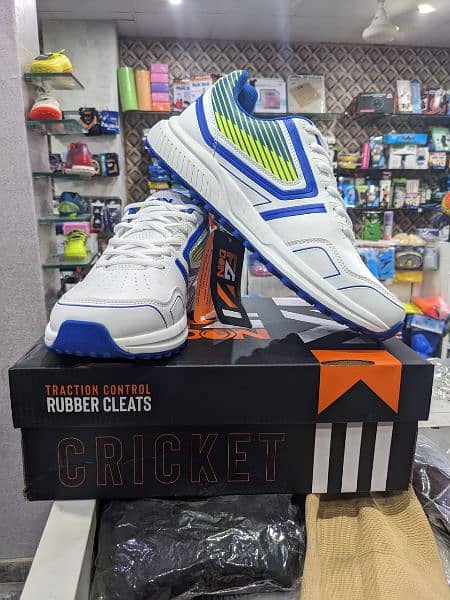 FG DON 999/888/444 Models Cricket Shoes 11