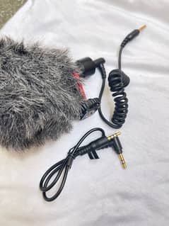Boya MM1 Microphone and Lavalier Collar Mic 3.5 mm jack both
