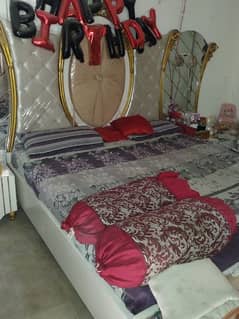 Bedroom furniture /King size bed/side table/All Room furniture