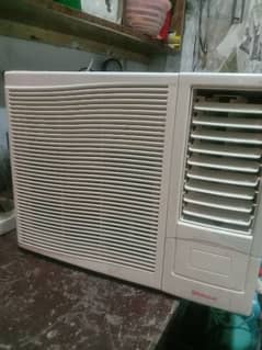 window AC  0.75 ton for sale.