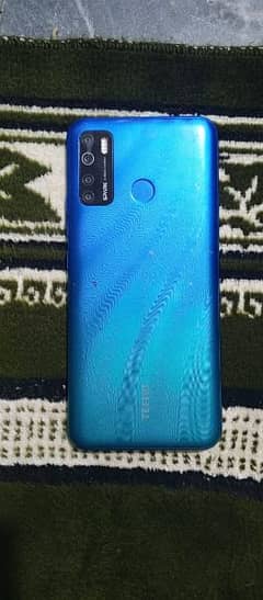 Tecno spark 5 pro (4/64)