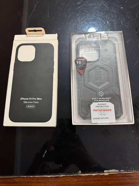 Two covers for iPhone 14 Pro Max 0