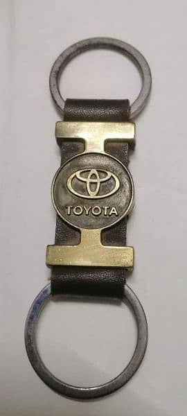 OLD AND ANTIQUE TOYOTA CAR KEYCHAIN | MADE OF PURE LEATHER AND COPPER 4