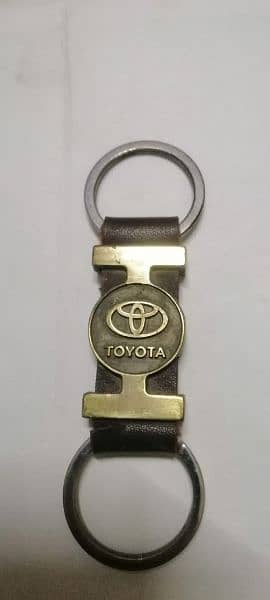 OLD AND ANTIQUE TOYOTA CAR KEYCHAIN | MADE OF PURE LEATHER AND COPPER 5