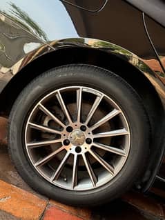 w222 mercedes s class Alloy rim 18 inch perelli tyres