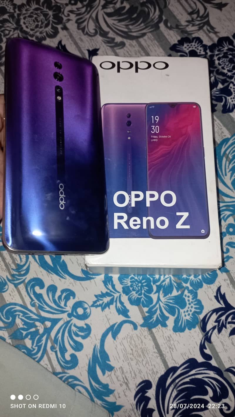 Oppo reno Z 8 GB 256 GB 1