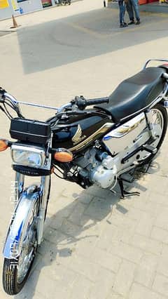 Honda 125 Special edition