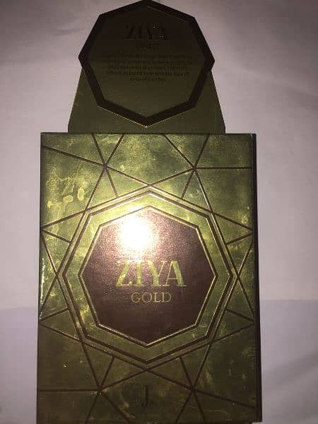 J. perfumes Ziya Gold attar 4