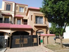 5 Marla Like New House For Sale In CC Block Sector D Bahria Town
