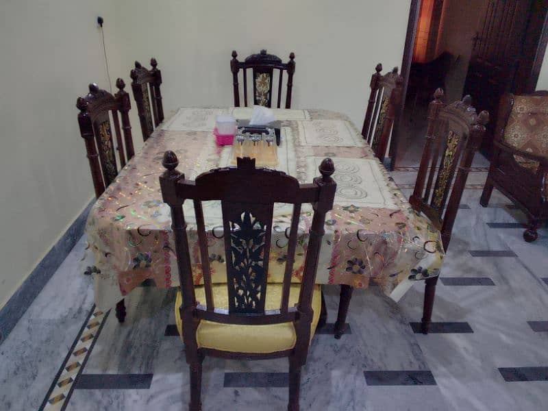 dining table and chairs for sale in Jhelum cantt 2