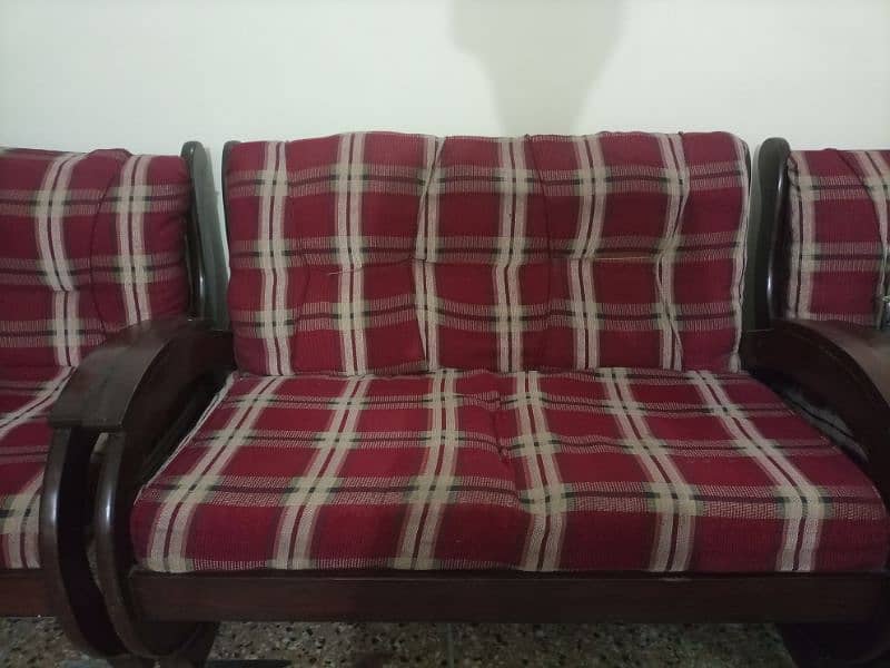 Sofa 4 Seater 1