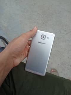 Samsung j7 max