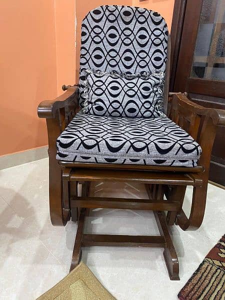 rocking chair /easy chair / relaxing chair 3