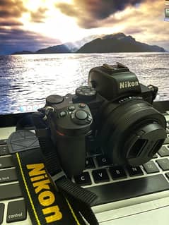 NIKON