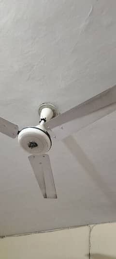 6 fans 10/10condition size 56inch celing fans