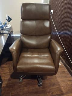 for sale Exceutive office chair 03234876029