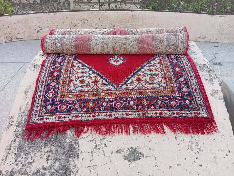 Beautiful handmade rugs pair for sale 9