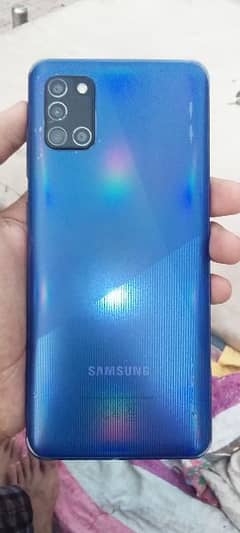 SAMSUNG A31 4+4/128gb